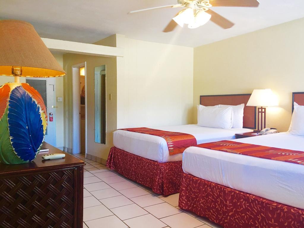 Bolongo Bay Beach Resort Екстер'єр фото