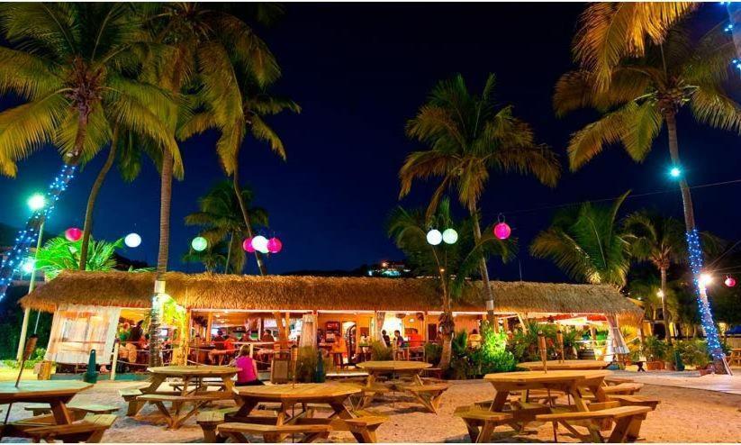 Bolongo Bay Beach Resort Екстер'єр фото